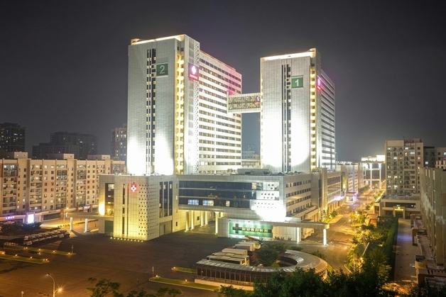 北, 평양종합병원 원장에 '정금철' 임명…첫 공식 확인