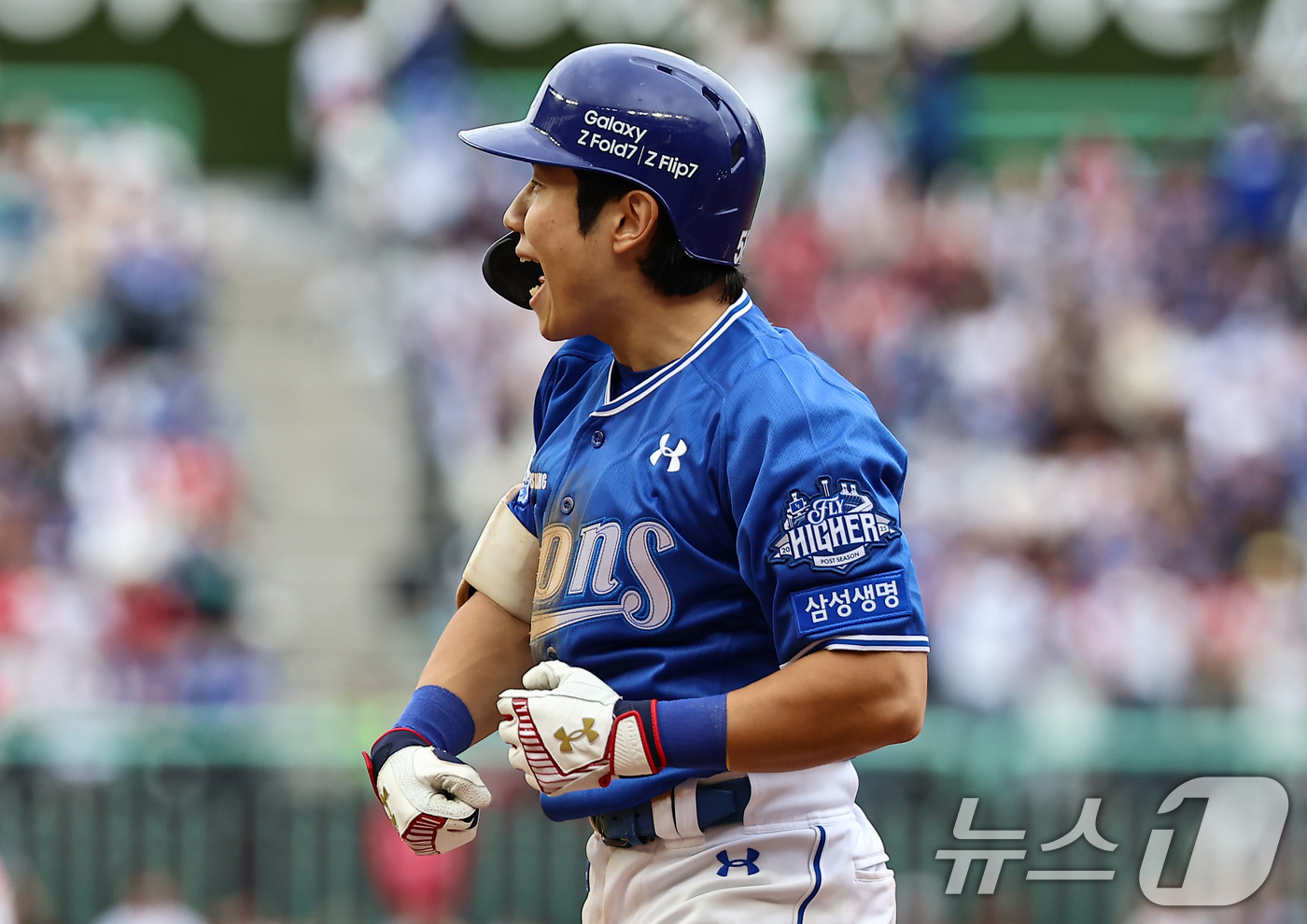 (인천=뉴스1) 김도우 기자 = 9일 오후 인천 SSG 랜더스필드에서 열린 프로야구 2025 신한 SOL뱅크 KBO 준플레이오프 1차전 삼성 라이온즈와 SSG 랜더스의 경기, 4회 …