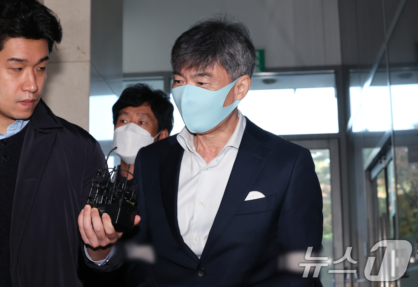 (서울=뉴스1) 이호윤 기자 = 임성근 전 해병대1사단장 구명 로비 의혹에 연루된 이종호 전 블랙펄인베스트 대표가 1일 서울 서초구 순직해병 특검 사무실에 피의자 신분으로 조사를 …