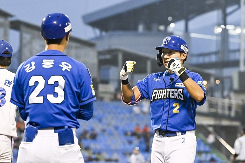 본문 이미지 - '특집 야구-불꽃 파이터즈 VS 대학야구 올스타'