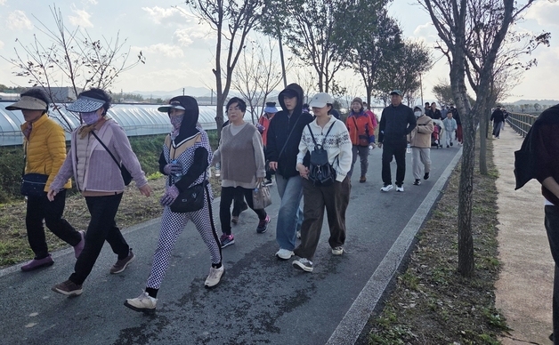 진천 덕산청년회, 3회 한천천 탐방 축제 개최