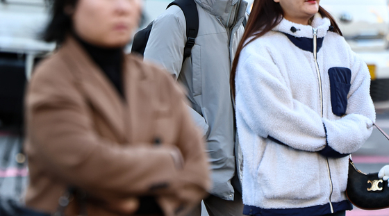 [오늘의 날씨] 강원(17일, 월)…쌀쌀하고 곳곳 강풍