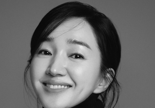 수애, 넥서스이엔엠 전속계약…송지효와 한솥밥