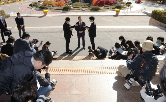 '대장동 사건 항소 포기' 입장 밝히는 정성호 법무부 장관