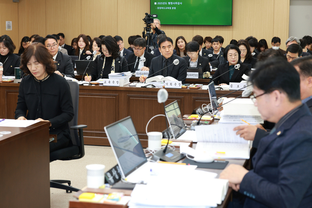 '표적 감사에 실명 거론까지'…충북도의회 행감 2차 가해 논란