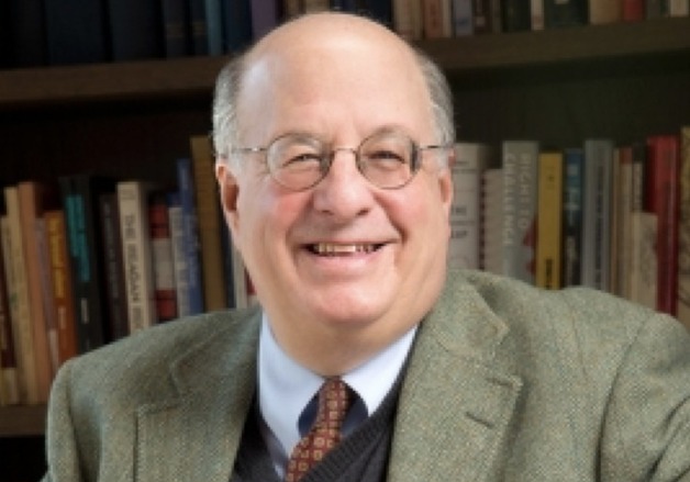 '레이건 임명' 40년 판사 "트럼프, 민주주의 위협…싸우려 사표"