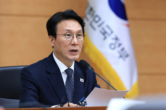 金총리 "온실가스 감축 목표…산업 경쟁력 올리는 성장지표 될 것"