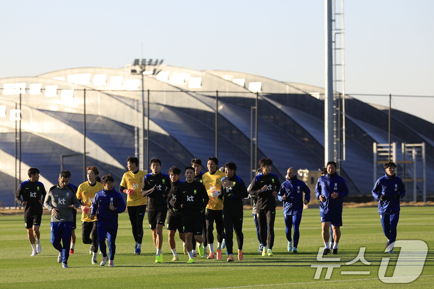 본문 이미지 - 홍명보 감독이 이끄는 대표팀의 훈련 모습 2025.11.10/뉴스1 ⓒ News1 박정호 기자