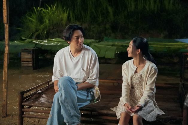 '나혼자 프린스', 이광수의 베트남 로맨스…연기는 좋지만 [시네마 프리뷰]