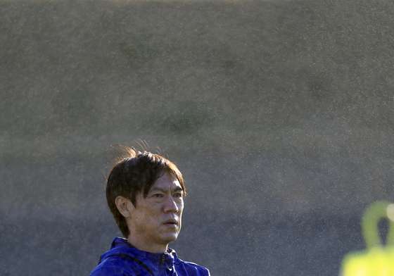 11월 A매치 2연전 앞두고 생각 많은 홍명보 감독