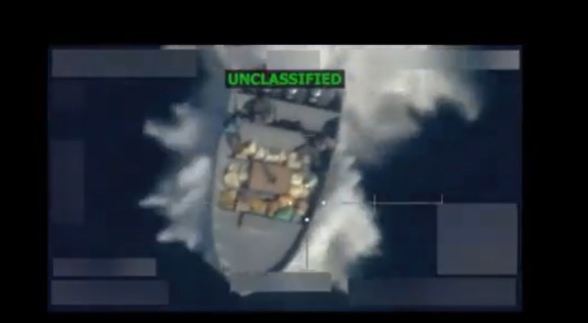 美국방 "마약 운반선 두 척 공습…탑승자 6명 전원 사망"