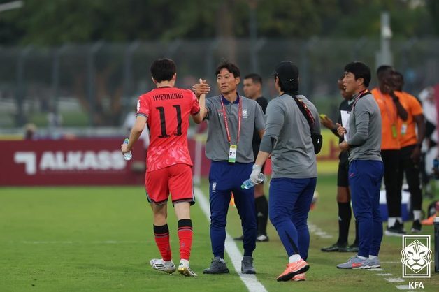 U17 축구 대표팀, 코트디부아르 3-1 제압…무패로 월드컵 32강행
