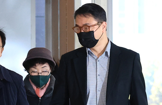 [뉴스1 PICK]김건희 모친·오빠 일주일 만에 특검 재출석…'양평 개발특혜 의혹' 추가 조사