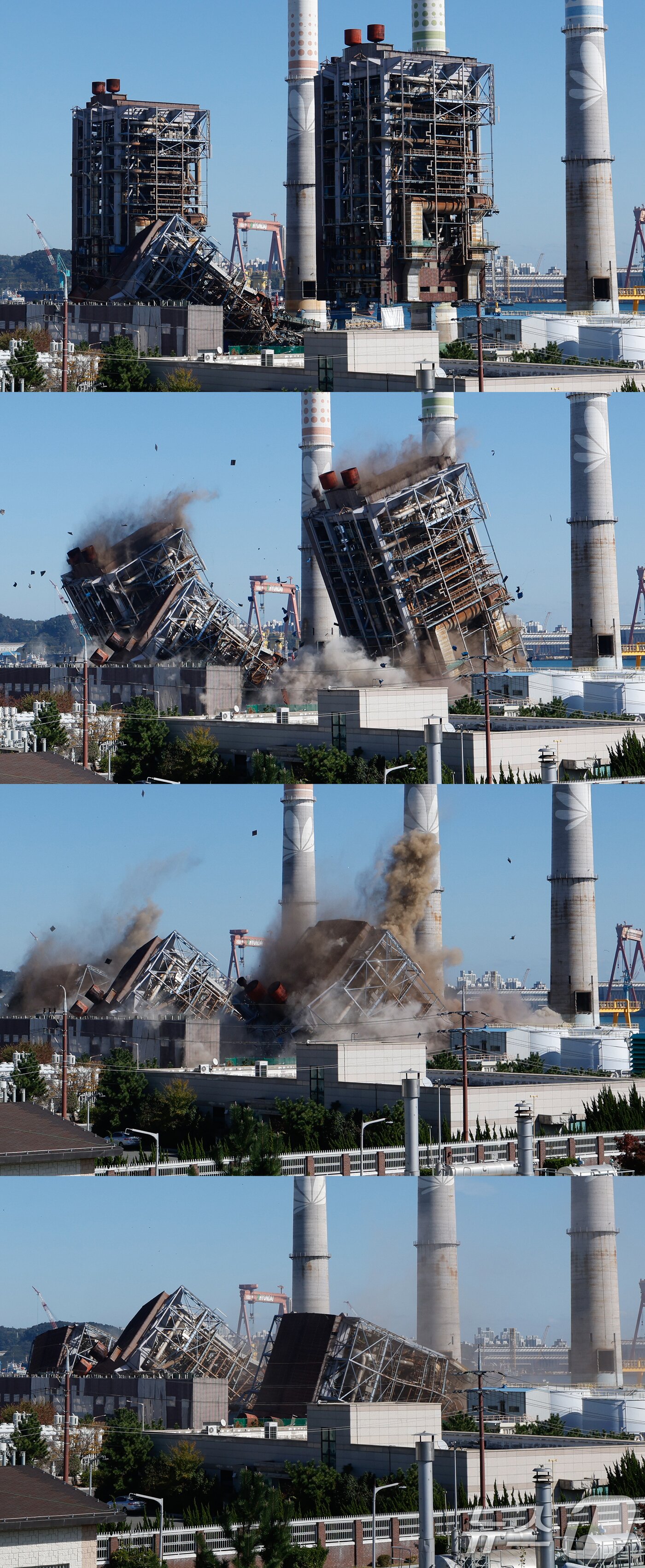 본문 이미지 - 11일 낮 12시 한국동서발전 울산화력발전소 사고 현장에서 보일러 타워 4·6호기 발파 해체 작업이 진행되고 있다. 2025.11.11/뉴스1 ⓒ News1 안은나 기자