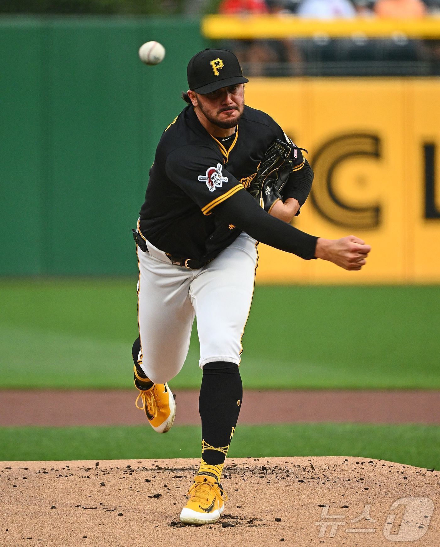 본문 이미지 - 내셔널리그 사이영상 후보 1순위인 폴 스킨스. ⓒ AFP=뉴스1