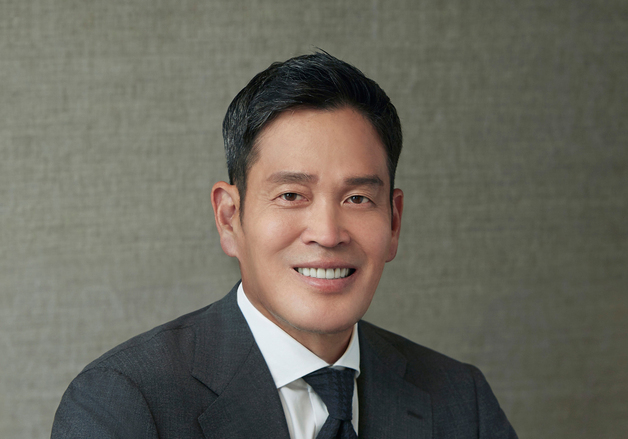 정용진 회장, 신세계-알리 합작법인 이사회 의장 맡는다