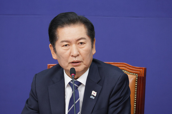 정청래 "'갑' 위치 있는 사람들 '을' 대할 때 권력감수성 가져야"