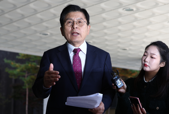 내란특검, 황교안 체포…黃 "미친X·반민주 독재정권과 싸워"(종합)