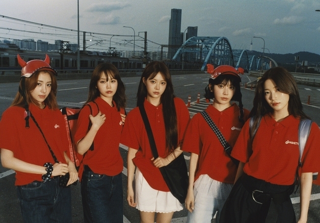 열도도 '스파게티' 호로록…르세라핌, 日 레코드협회 '골드' 인증