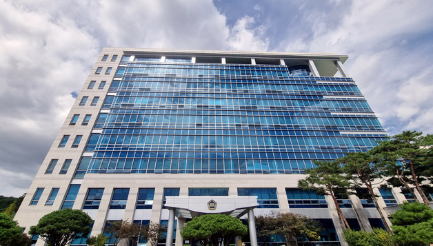 종업원 쏟은 해장국에 손님 화상…'업주도 3600만원 배상' 책임