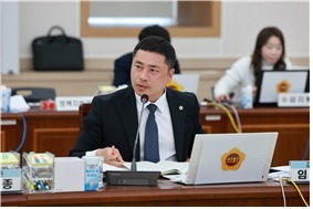 "전남체중 3학년 담임 1명인데…고입 원서 제출 기간에 '국외출장'"