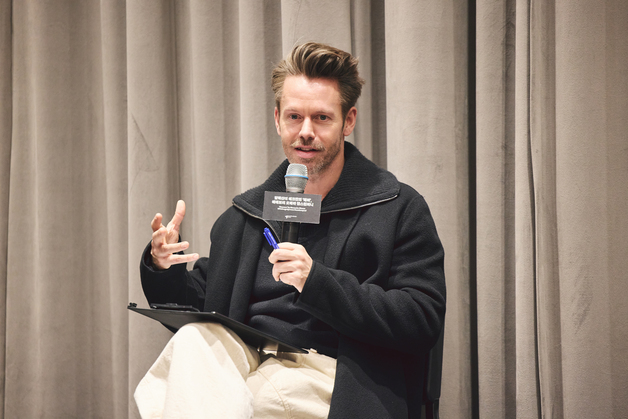 30명이 선보이는 압도적 군무…'파격의 안무가' 에크만, '해머'로 내한