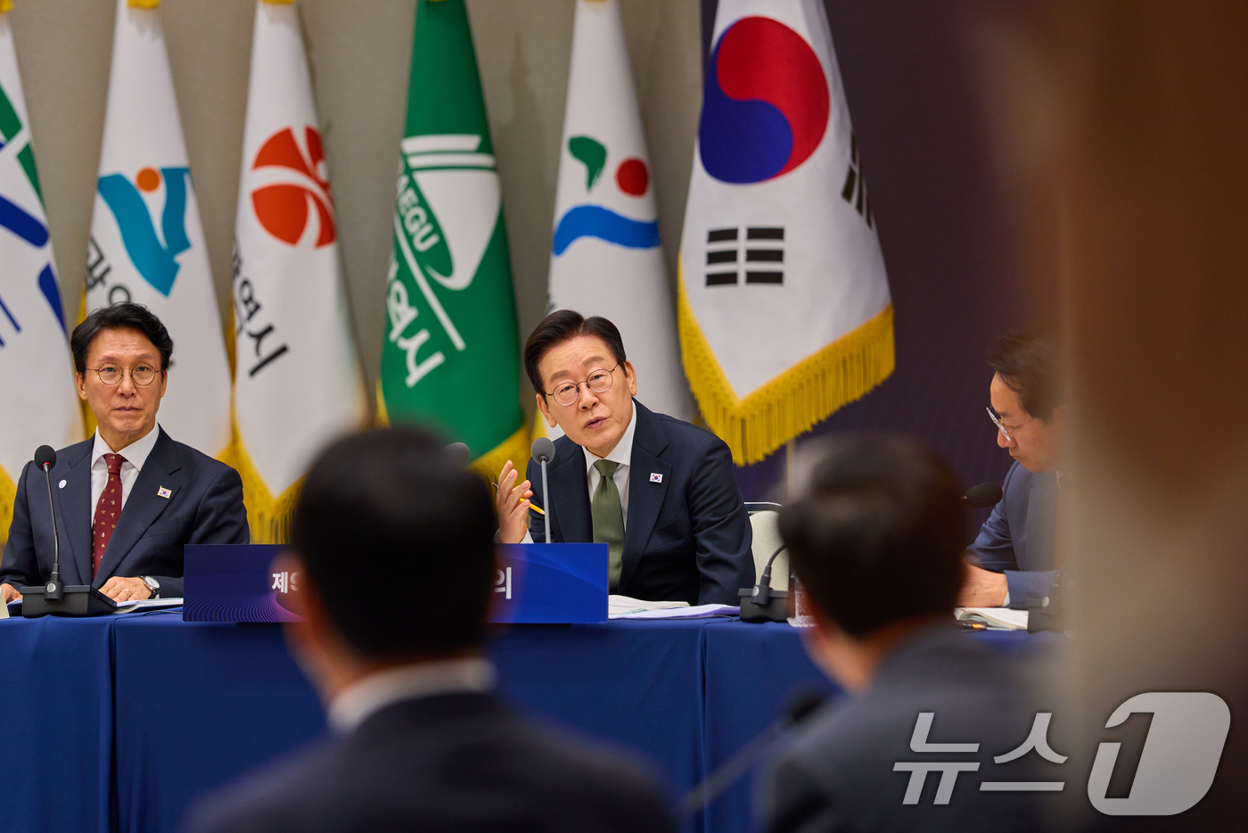 (서울=뉴스1) 허경 기자 = 이재명 대통령이 12일 서울 용산 대통령실 청사에서 열린 중앙지방협력회의에서 발언하고 있다. (대통령실 제공. 재판매 및 DB 금지) 2025.11. …