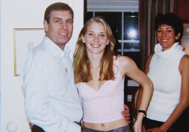 [포토]엡스타인 사건 피해자 버지니아 주프레와 앤드루 왕자