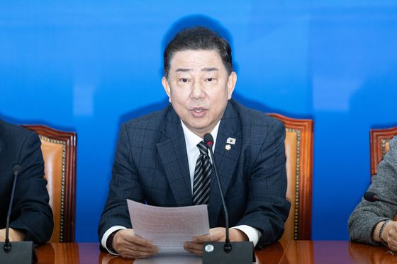 與 "오늘 검사징계법 대체안 발의…대장동 국조요구서 금주 제출"