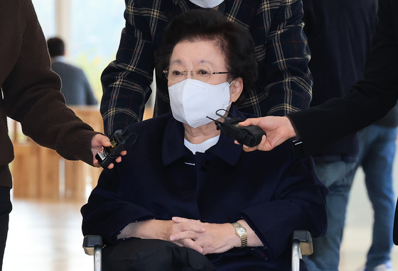 [뉴스1 PICK]' 매관매직' 이배용 전 국교위원장 특검 재출석…인사청탁 질문에 '절레 절레'