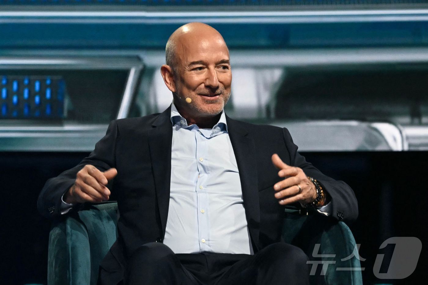 본문 이미지 - 제프 베이조스 아마존 창업자 US-ECONOMY-BUSINESS-FORUM ⓒ AFP=뉴스1