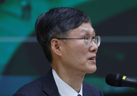 문형배 "정치의 사법화, 사법의 정치화 안돼"