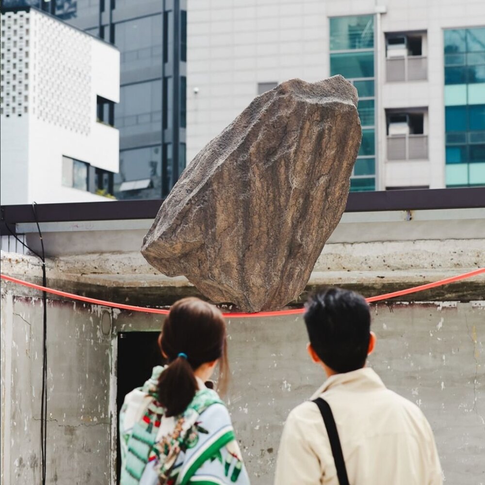 본문 이미지 - 이태수의 개인전 '아티피셜 네이처' 전시 전경 (갤러리 띠오 제공)