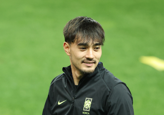 훈련 참가한 옌스 카스트로프