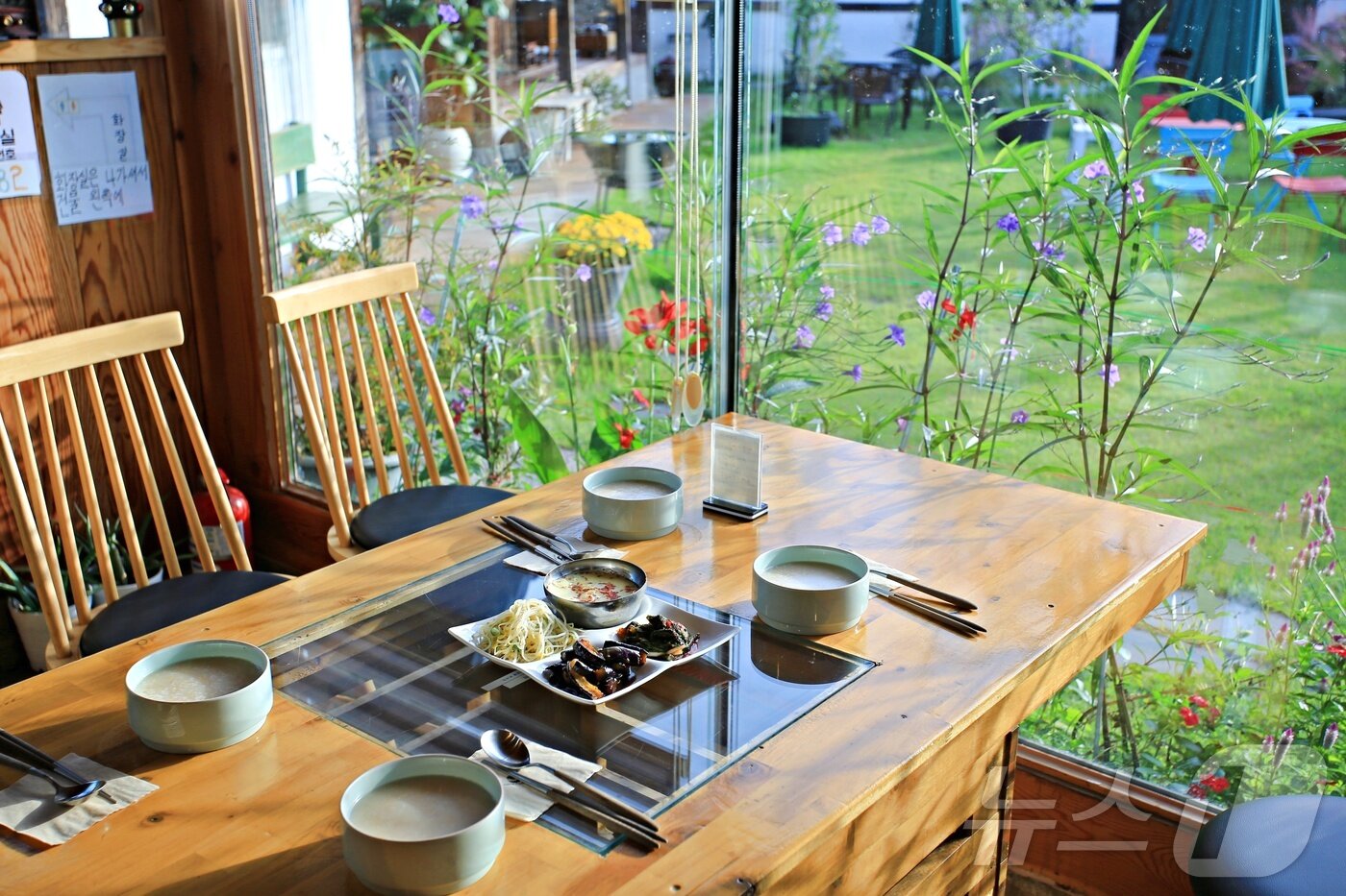 본문 이미지 - 매화나무집 아침상&#40;한국관광공사 제공&#41; 