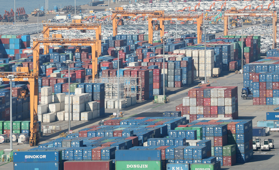 '지속 성장·시장 다변화'…올해 강원 수출 최대 실적 경신할까