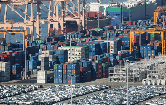 글로벌 해운 운임, 반등 1주만 소폭 하락…상하이운임지수 1397