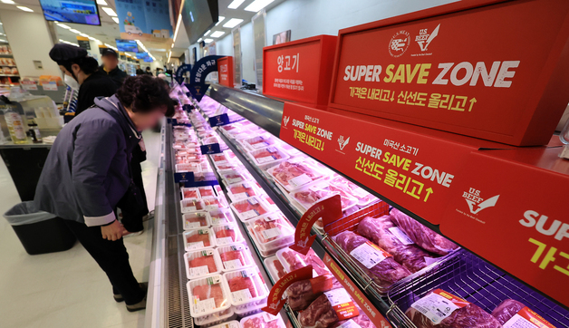 11월 유통매출 4.2%↑…백화점·온라인이 끌고 마트는 주춤