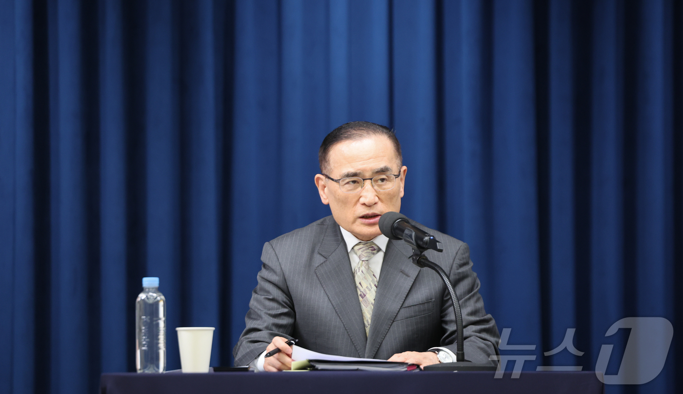 (서울=뉴스1) 허경 기자 = 위성락 국가안보실장이 14일 서울 용산 대통령실 청사에서 G20 순방 일정 관련 브리핑을 하고 있다. 2025.11.14/뉴스1