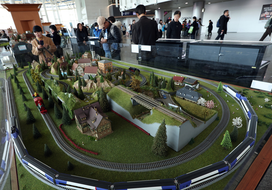 미니어처로 만나는 유럽의 도시와 철도