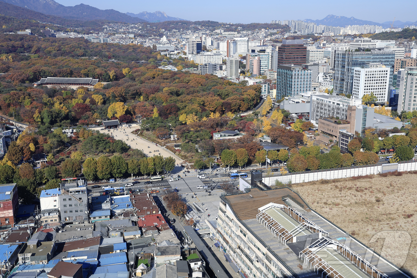 (서울=뉴스1) 박정호 기자 = 국가유산청이 올해 안으로 유네스코 세계유산 종묘 일대를 '세계유산지구'로 지정 고시와 관련 행정 절차를 마치고, 서울시에 세계유산영향평가를 요청할 …