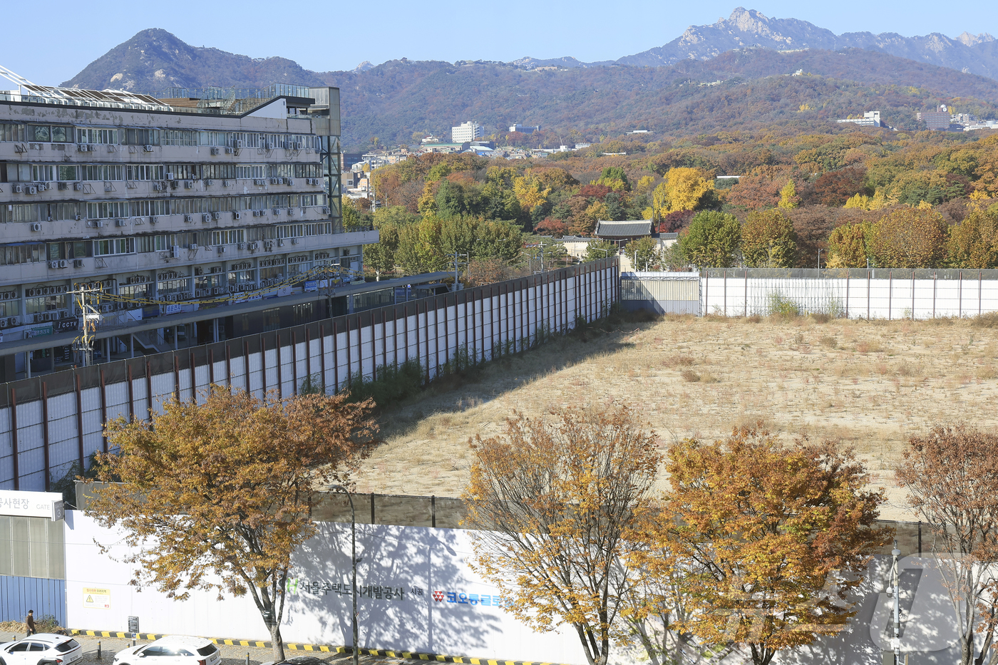 (서울=뉴스1) 박정호 기자 = 국가유산청이 올해 안으로 유네스코 세계유산 종묘 일대를 '세계유산지구'로 지정 고시와 관련 행정 절차를 마치고, 서울시에 세계유산영향평가를 요청할 …