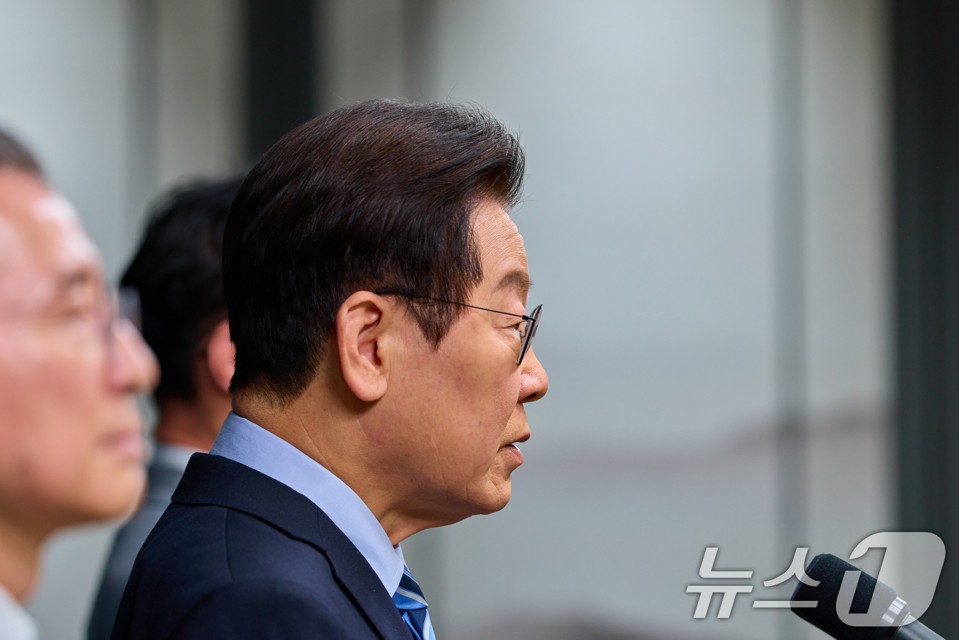 (서울=뉴스1) 허경 기자 = 이재명 대통령이 14일 서울 용산 대통령실 청사에서 한·미 팩트시트 타결 결과를 발표하고 있다. (대통령실 제공. 재판매 및 DB 금지) 2025.1 …