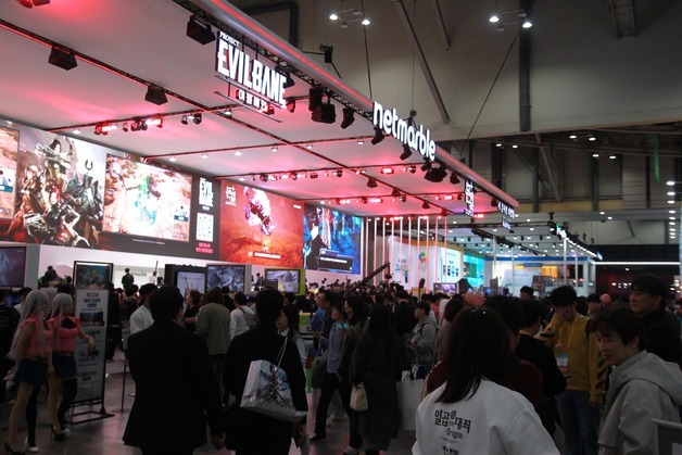 관람객으로 붐비는 넷마블 부스