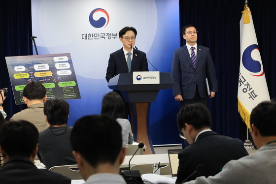 김정관 산업장관 "대미 투자, 상업적 합리성 대원칙…철강관세 아쉬워"[문답]