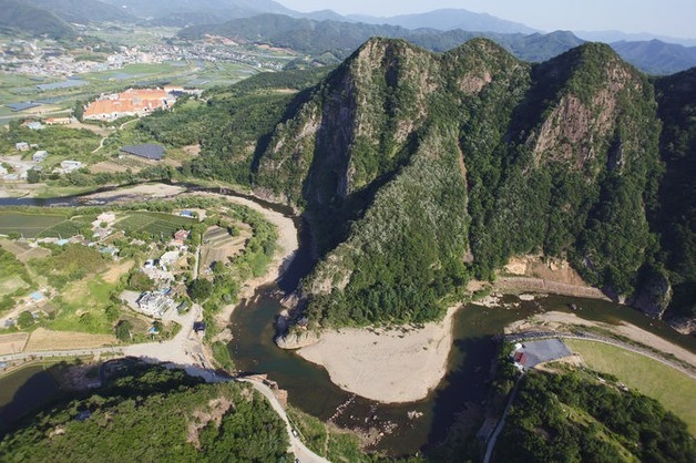 영동군 월류봉 일대 500m 모노레일 설치 추진