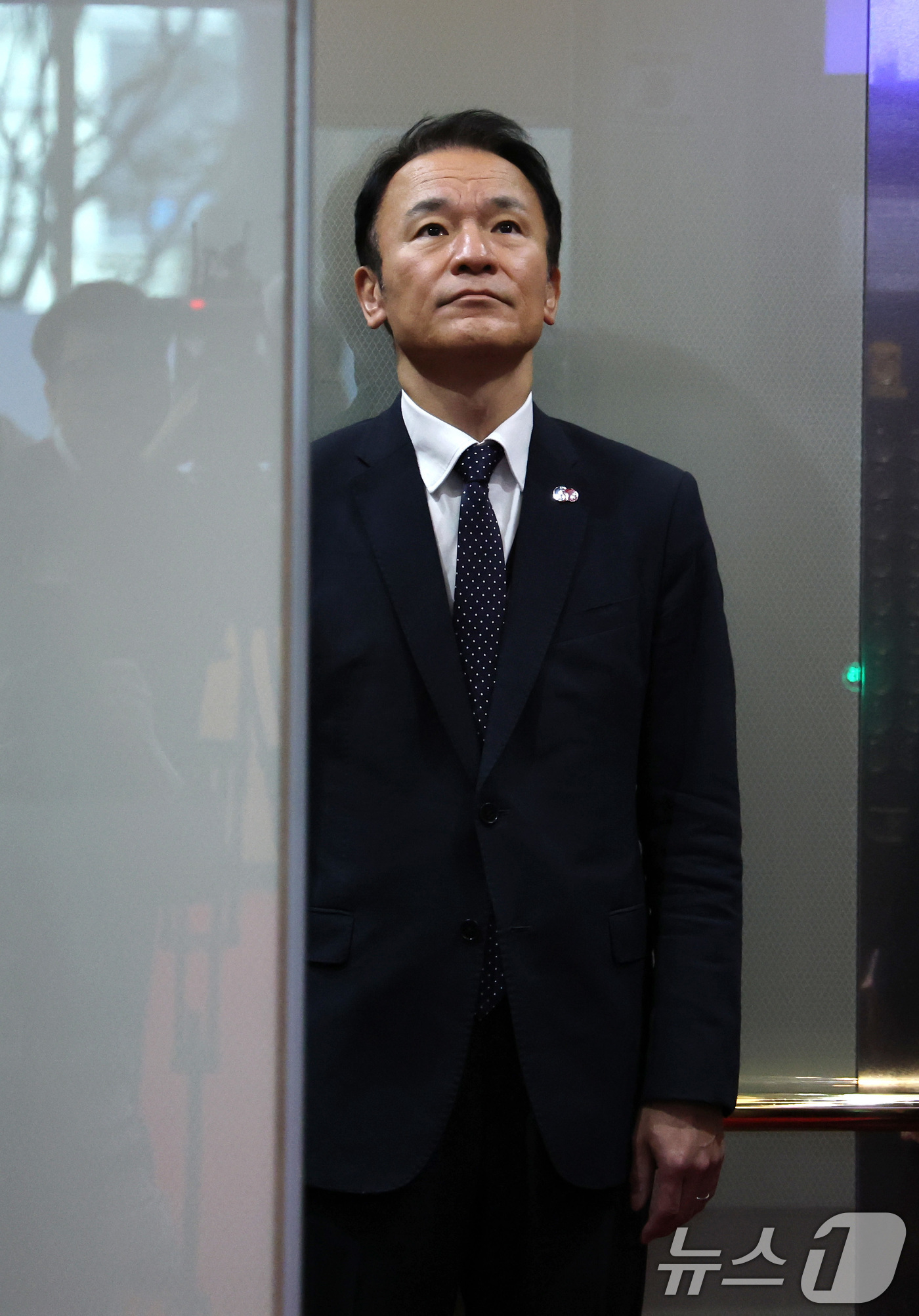 (서울=뉴스1) 임세영 기자 = 마츠오 히로타카 주한일본대사관 총괄공사가 14일 서울 종로구 외교부 청사로 초치되고 있다.  2025.11.14/뉴스1