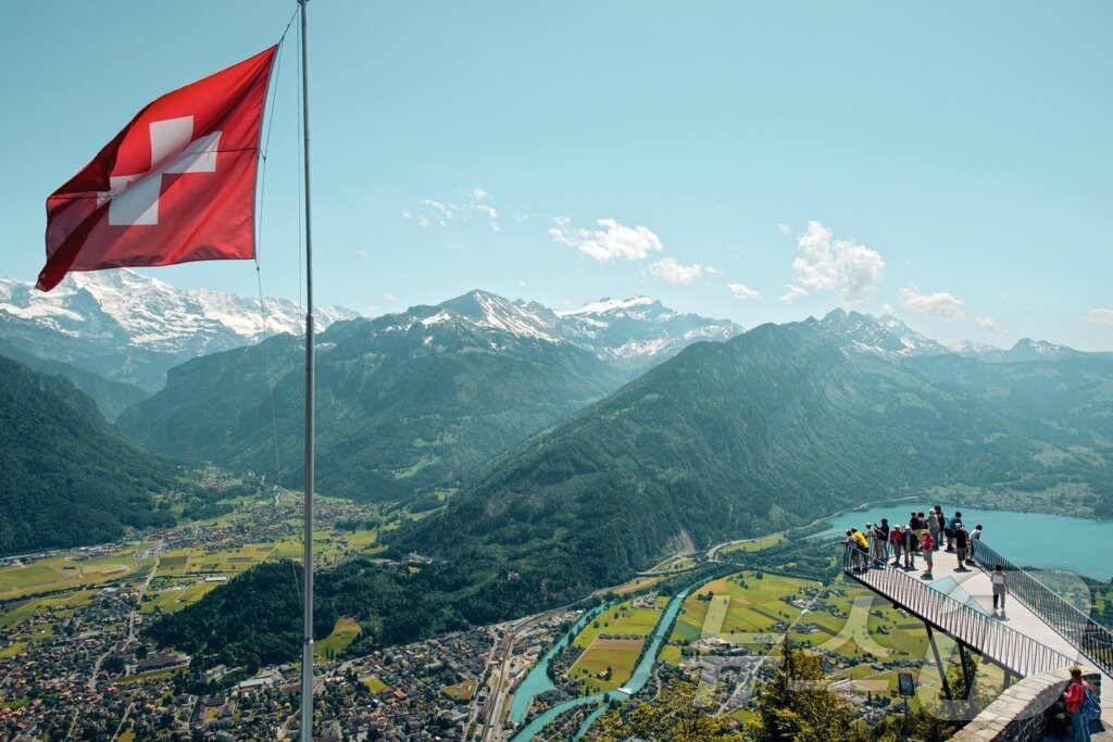 본문 이미지 - &#39;투-레이크-브리지&#39;&#40;Two-Lakes-Bridge&#41;스위스관광청 제공&#41;