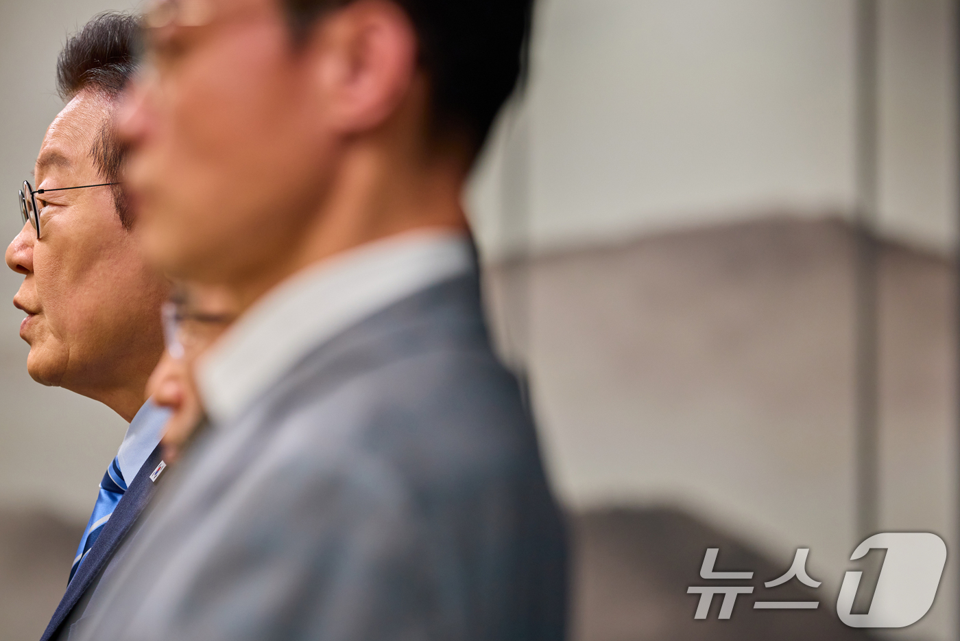 (서울=뉴스1) 허경 기자 = 이재명 대통령이 14일 서울 용산 대통령실 청사에서 한·미 팩트시트 타결 결과를 발표하고 있다. (이재명 대통령 SNS. 재판매 및 DB 금지) 20 …