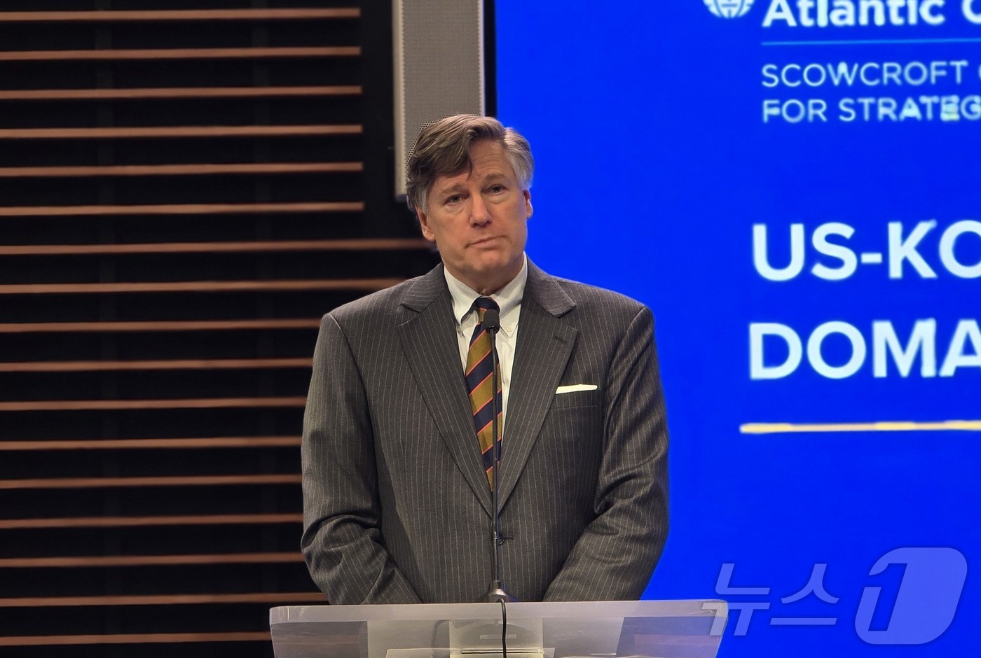 (워싱턴=뉴스1) 류정민 특파원 = 크리스토퍼 랜도우 미국 국무부 부장관이 14일(현지시간) 워싱턴DC에서 열린 \'2025 밴 플리트\' 정책포럼에서 기조연설을 하고 있다. 20 …